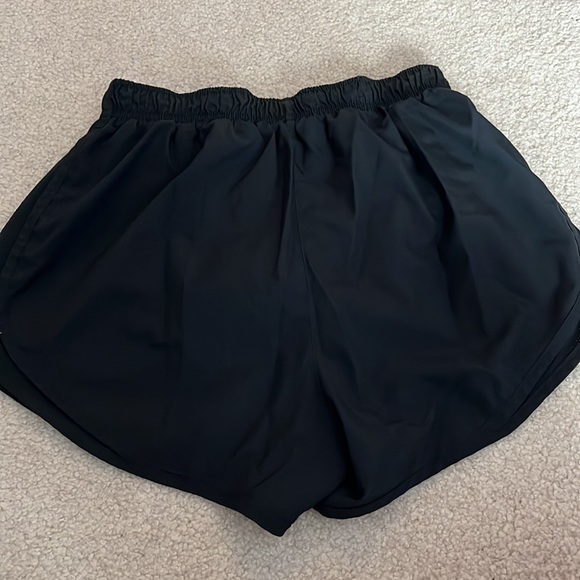 Nike shorts - Picture 6 of 6